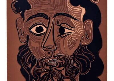 Homme barbu couronné de feuilles de vigne